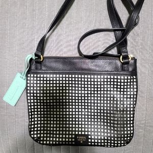 Fossil Crossbody Bag. Color Black Excellent Condition